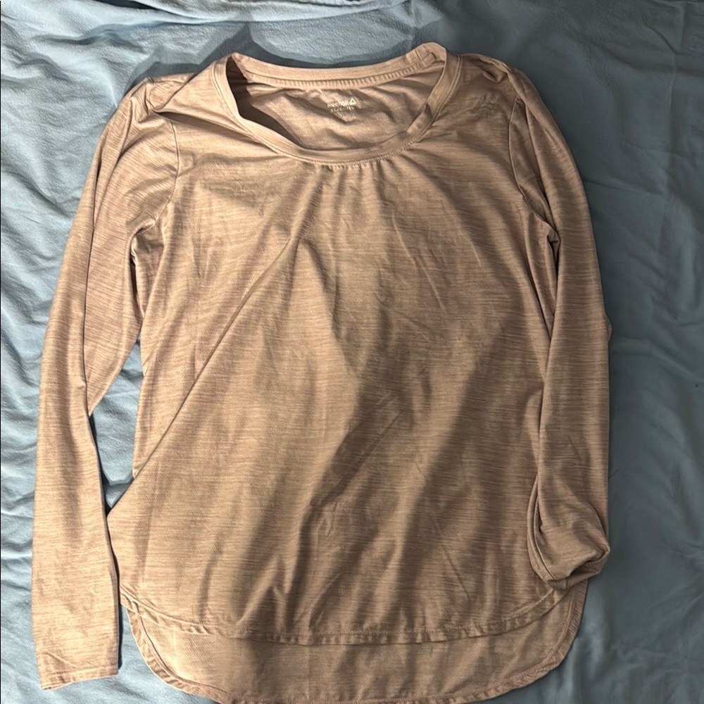Reebok Tan Cream Long Sleeve Ribbed Blouse